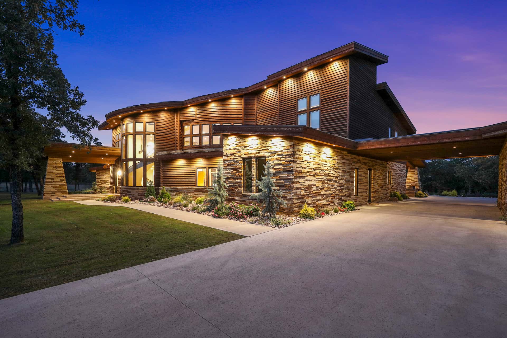 J C Boyd Custom Builders team at work on a luxury home in North Texas